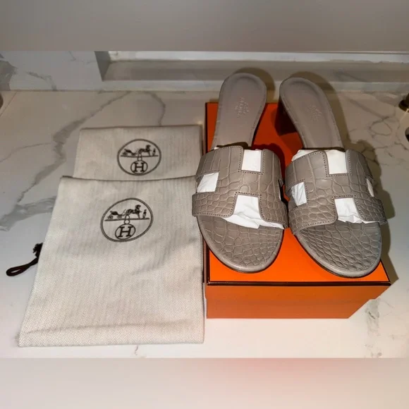 Hermes Oasis Custom Alligator Sandals Size 41.5 - Picture 3 of 15